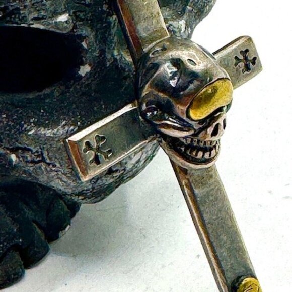 Stoplight Starlingear Vintage Japanese 1 Golden Eyed Skull Silver Cross Pendant - Picture 1 of 11